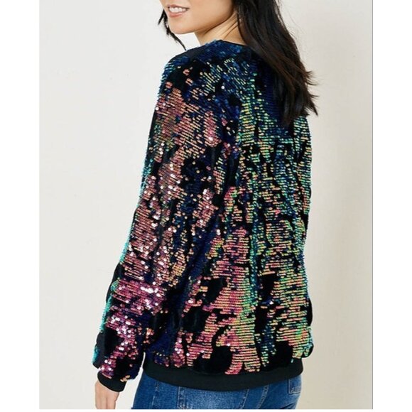 Iridescent Sequin Sweater - Picture 3 of 3